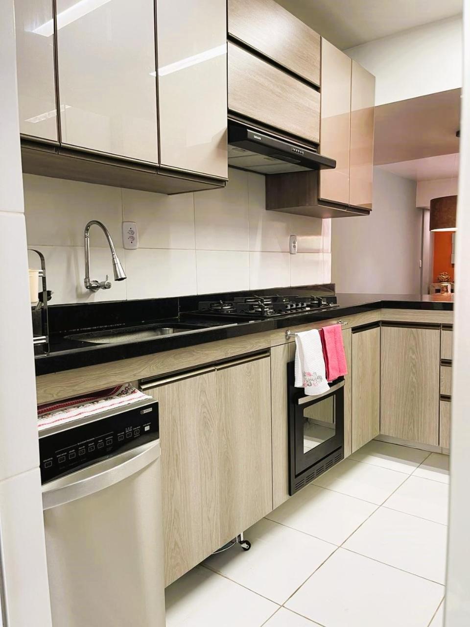 Apartamento De 3 Ambientes Com Aconchego E Excellente Localizacao Salvador Exterior foto